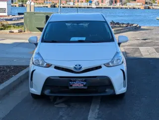 2016 Toyota Prius v