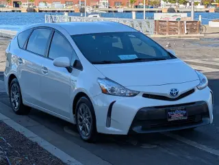 2016 Toyota Prius v