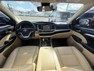 2017 Toyota Highlander