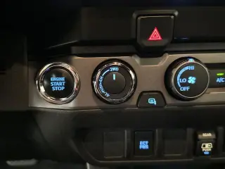Toyota Tacoma 2019 4x4 TRD Sport 4p Doble Cab 5.0 ft CB 6A