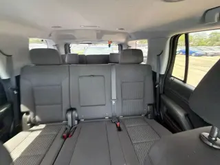 GMC Yukon 2019 4x2 SLE 4dr SUV
