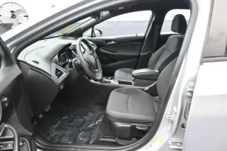 Chevrolet Cruze 2019 LT 4dr Sedán