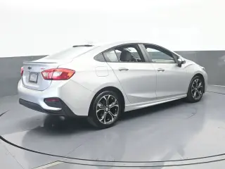 Chevrolet Cruze 2019 LT 4dr Sedán