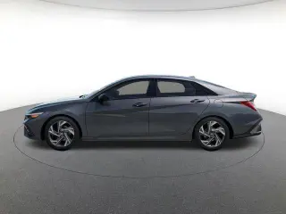 Hyundai ELANTRA 2026 SEL Sport Premium 4dr Sedán