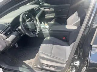 Toyota Camry 2025 SE 4dr Sedán