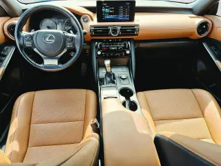 Lexus IS 300 2023 4dr Sedan