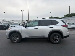 Nissan Rogue 2024 S 4dr Crossover