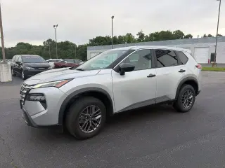 Nissan Rogue 2024 S 4dr Crossover