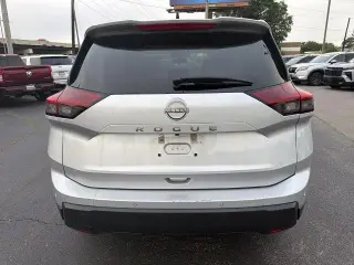 Nissan Rogue 2024 S 4dr Crossover