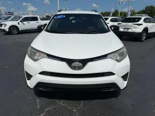 Toyota RAV4 2017 AWD LE 4dr SUV