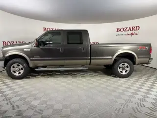 Ford F-350 Super Duty 2006 Lariat 4dr Crew Cab 4WD SB