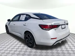 Nissan Sentra 2024 SV 4dr Sedán