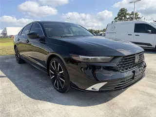 Honda Accord Hybrid 2025 Touring 4dr Sedán
