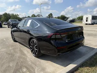 Honda Accord Hybrid 2025 Touring 4dr Sedán