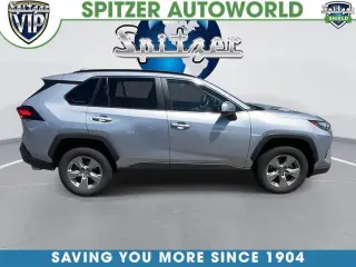 Toyota RAV4 2025 XLE SUV de 4 puertas