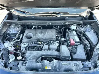 Toyota RAV4 2025 XLE 4 SUV