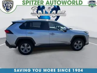 Toyota RAV4 2024 XLE SUV 4 puertas