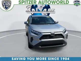 Toyota RAV4 2024 XLE SUV 4 puertas