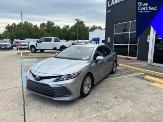 Toyota Camry 2022 LE 4dr Sedán