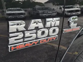 Ram 2500 2017 4x4 Laramie 4dr Crew Cab 6.3 ft. SB Pickup