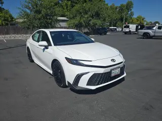Toyota Camry 2026 SE 4dr Sedán
