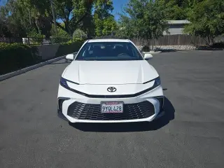 Toyota Camry 2026 SE 4dr Sedán