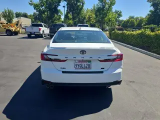 Toyota Camry 2026 SE 4dr Sedán