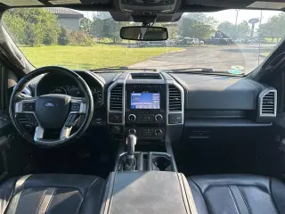 Ford F-150 2019 4x4 Platinum 4p SuperCrew 5.5 ft. SB