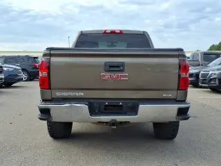 GMC Sierra 1500 2015 4x4 SLE 4p Doble Cabina 6.5 ft. SB
