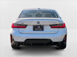 Sedán BMW 3 Series 2025 AWD 330i xDrive 4dr