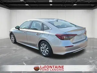 Honda Civic 2025 LX 4dr Sedán