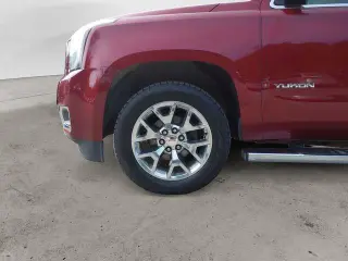 GMC Yukon 2017 4x4 SLT 4p SUV