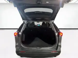 Toyota RAV4 2021 XLE 4dr SUV