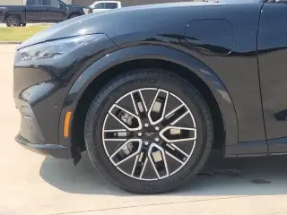 Ford Mustang Mach-E 2024 Premium 4p SUV