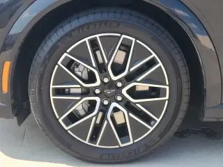 Ford Mustang Mach-E 2024 Premium 4p SUV