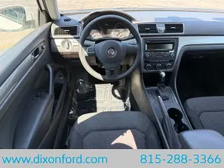 Volkswagen Passat 2012 S PZEV 4dr Sedán 5P