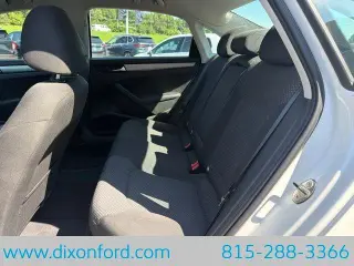 Volkswagen Passat 2012 S PZEV 4dr Sedán 5P