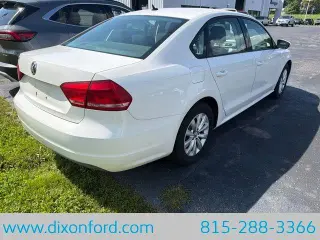 Volkswagen Passat 2012 S PZEV 4dr Sedán 5P