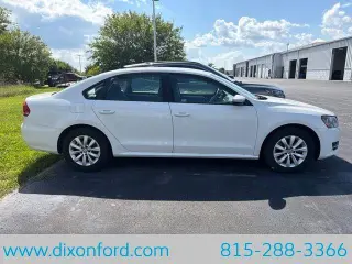 Volkswagen Passat 2012 S PZEV 4dr Sedán 5P