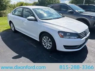 Volkswagen Passat 2012 S PZEV 4dr Sedán 5P