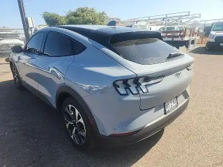 Ford Mustang Mach-E 2024 Select 4dr SUV