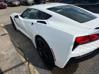 Chevrolet Corvette 2017 Stingray 2dr Coupe w/1LT