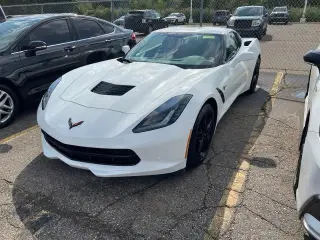 Chevrolet Corvette 2017 Stingray 2dr Coupe w/1LT