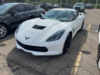 Chevrolet Corvette 2017 Stingray 2dr Coupe w/1LT