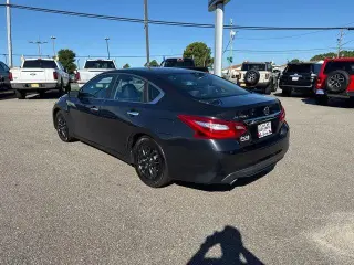 Nissan Altima 2016 2.5 S 4dr Sedán