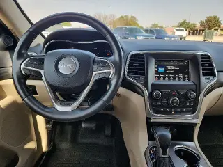 Jeep Grand Cherokee 2020 4x4 Laredo 4dr SUV