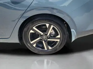Nissan Sentra 2025 SV 4dr Sedan