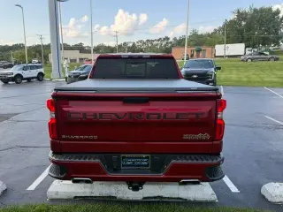 Chevrolet Silverado 1500 2023 4x4 High Country 4dr Crew Cab 5.8 ft. SB
