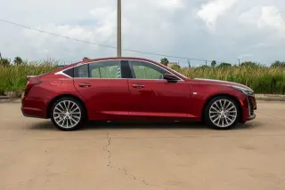 Cadillac CT5 2023 Premium Luxury 4dr Sedán