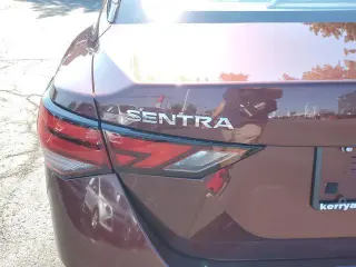 Nissan Sentra 2022 SV 4dr Sedán